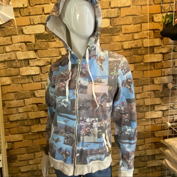 Size XL Ladies Fox Sweater - Picture 2 of 3